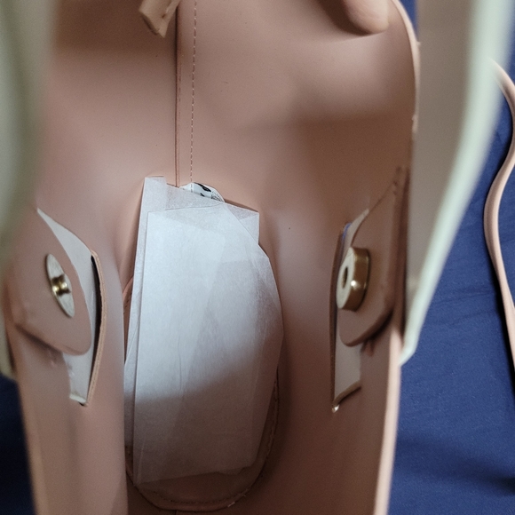 Miniso Sling Basket Bag - Picture 5 of 7